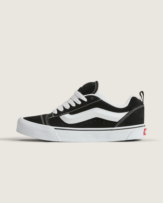 Vans Knu Skool Shoe in Black / True White