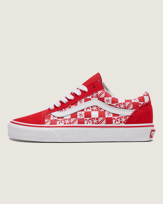 Vans Customs Old Skool Holiday Checkerboard Shoe in Customs
