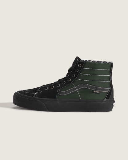 Vans Sk8-Hi GORE-TEX Shoe in Black / Green
