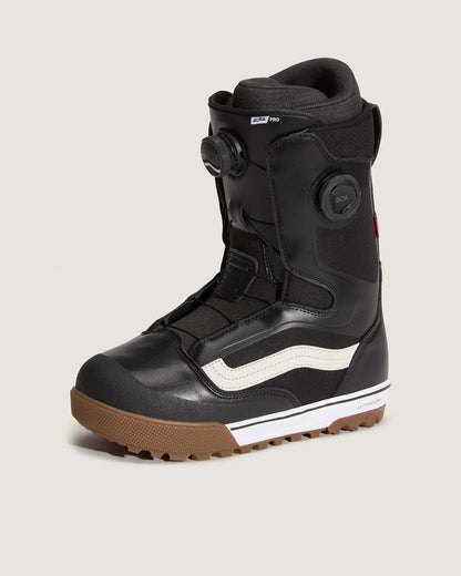 Vans Aura Pro Snowboard Boot in Black / White