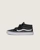Black / True White