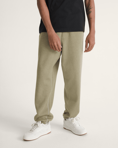 Vans Vans 66 Sweatpants in Bay Leaf Green