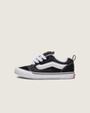 Black / True White