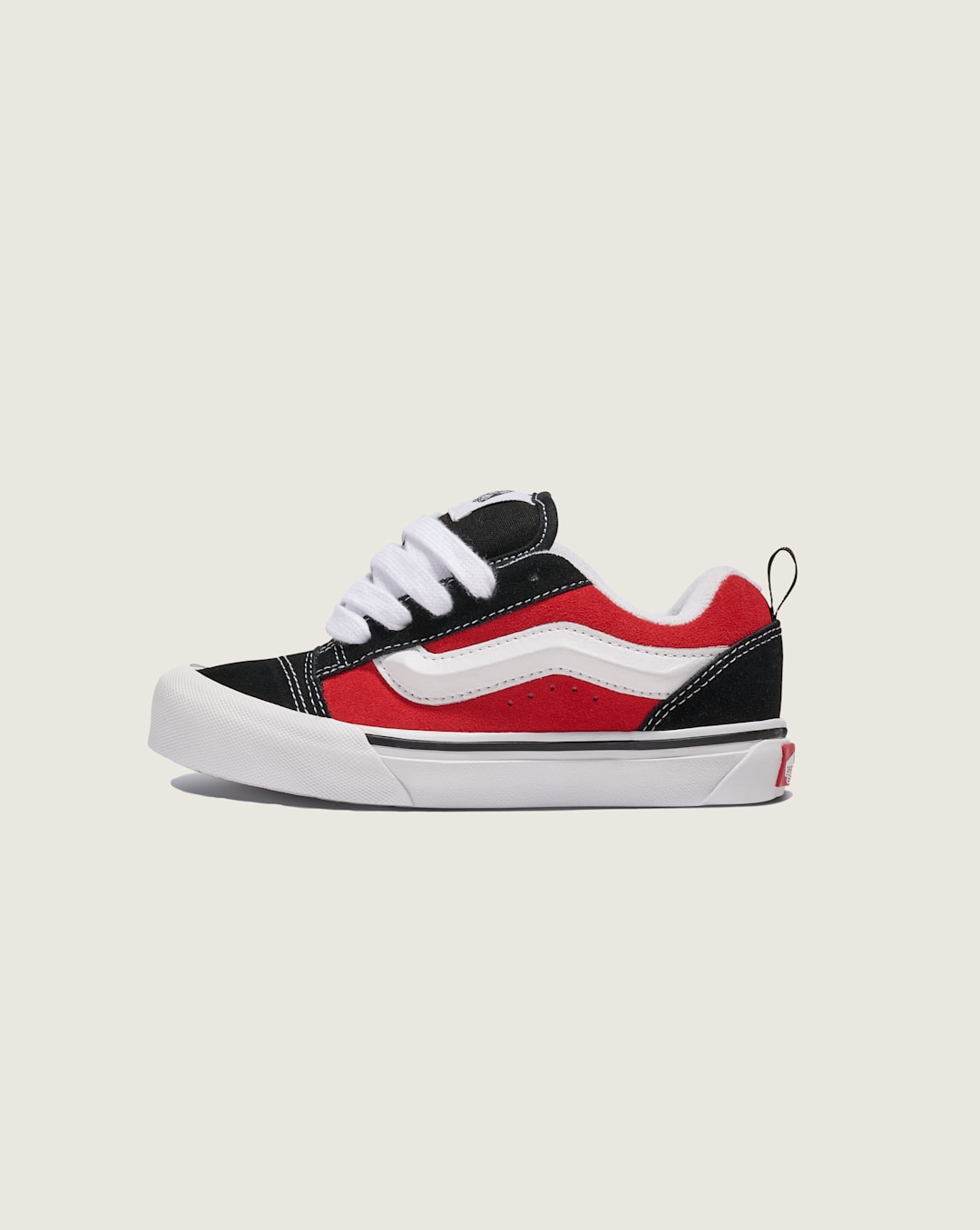 Vans Little Kids Knu Skool Shoe in Black / Racing Red